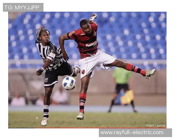 微信足球群：热爱足球的你我他一起畅聊赛事分享技巧