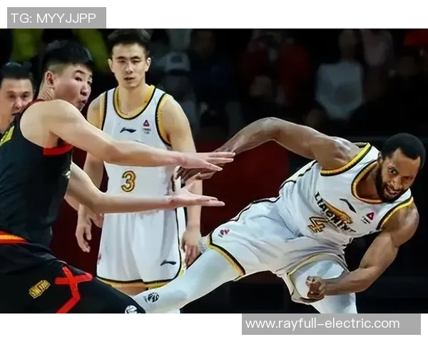 北控与辽宁激战正酣谁能在这场对决中笑到最后 北控与辽宁激战正酣谁能在这场对决中笑到最后